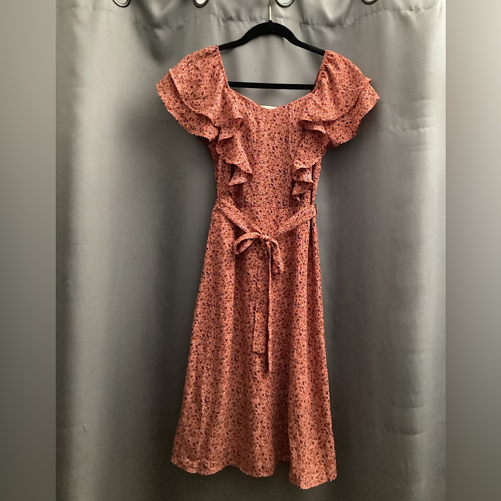 Monteau peach print design short sleeve fit and flare midi dress size small
